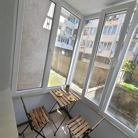 Apartment Downtown Varna
